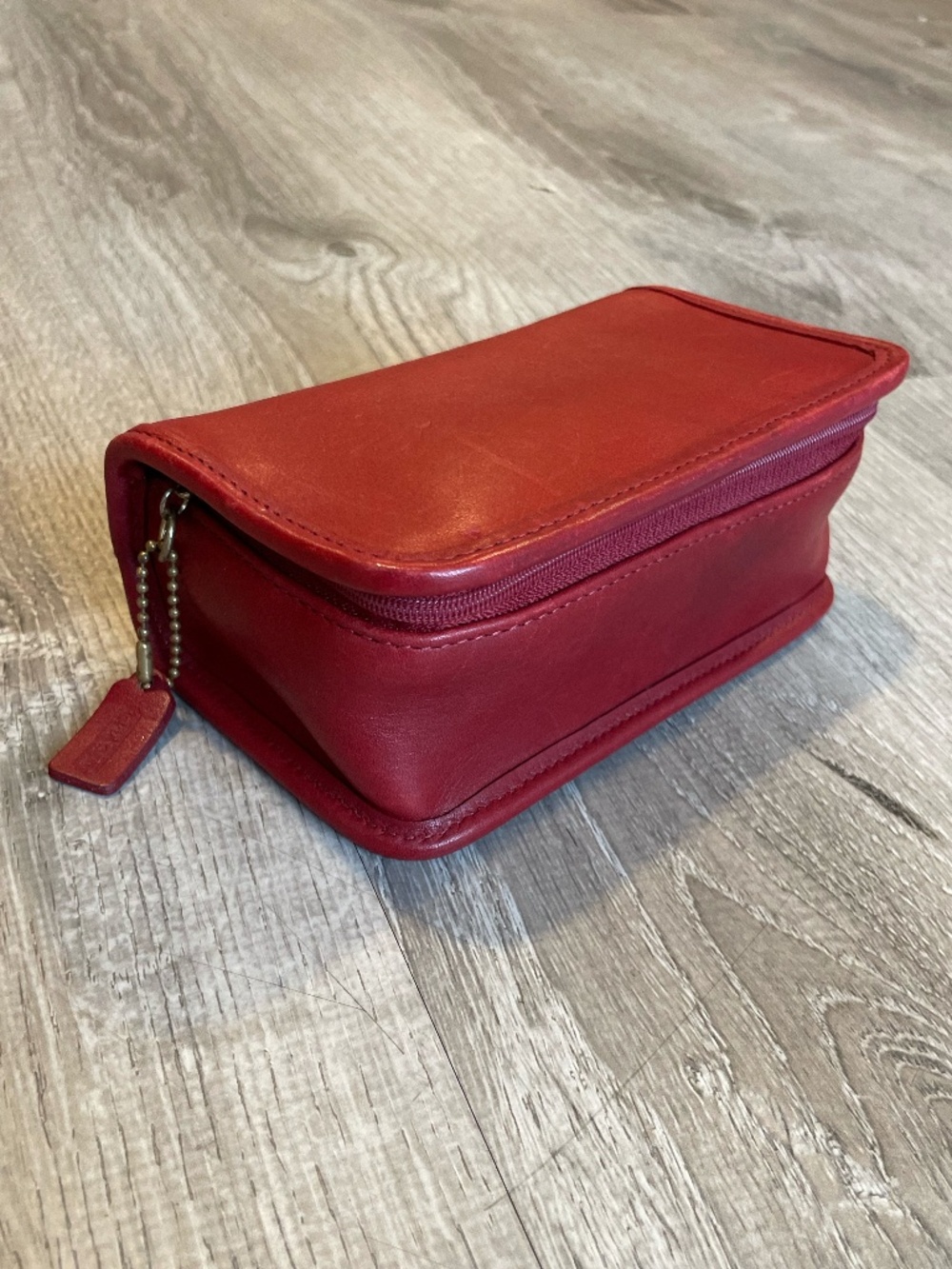 Vintage Coach Red Leather Cosmetic Case Vanity Mirror Travel Pouch SLG